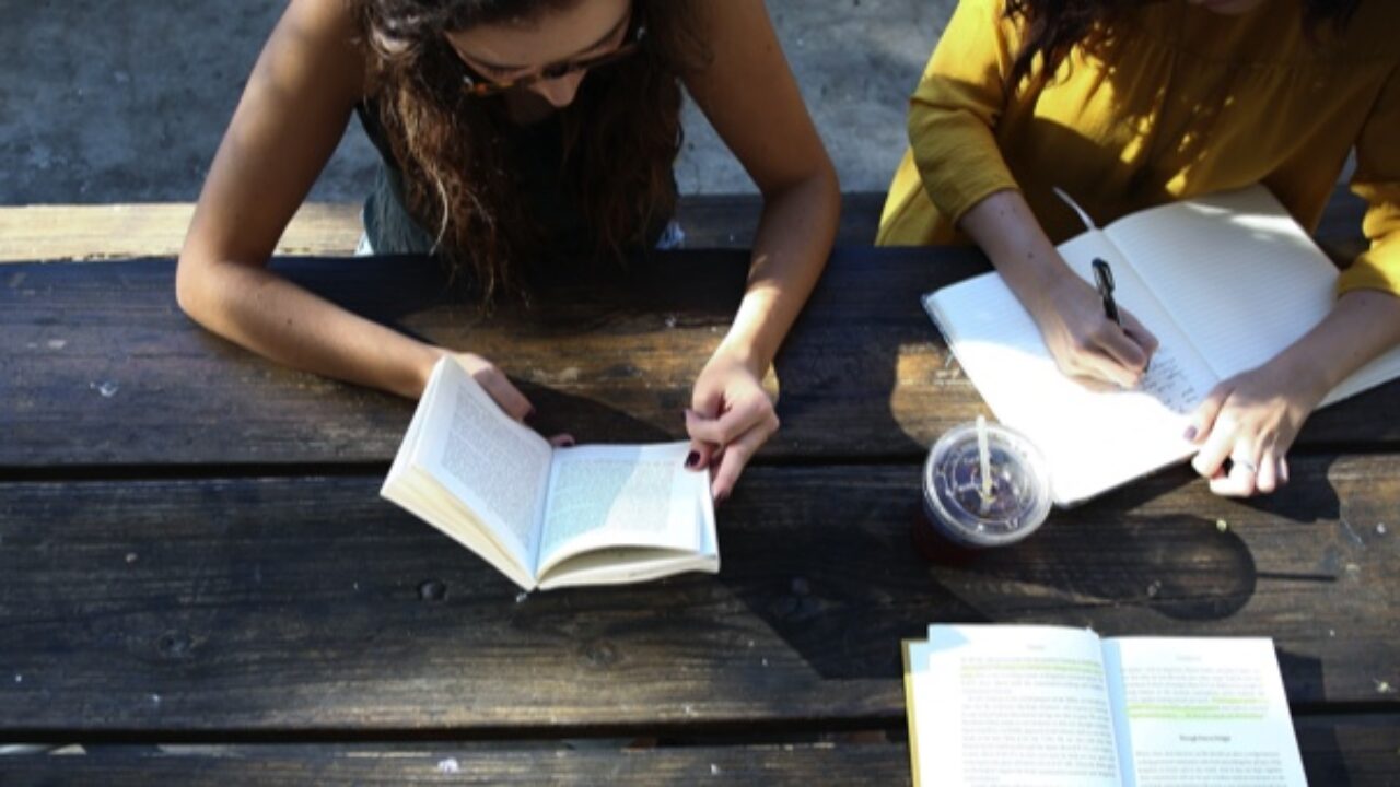 10 CITY OF GIRLS Book Club Questions + Your Reading Guide